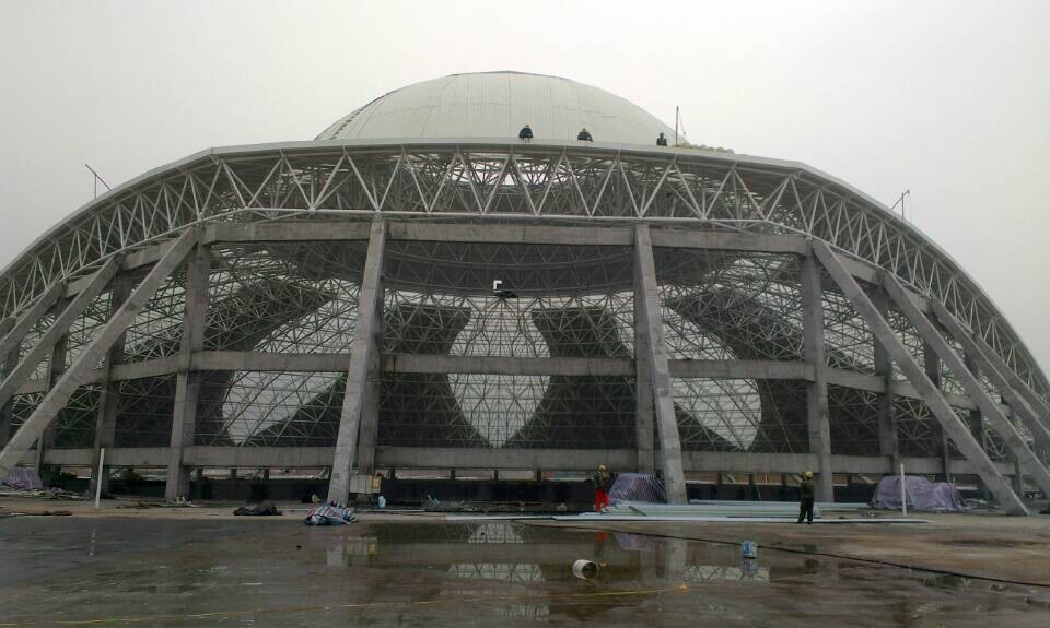 讷河温泉馆网架工程